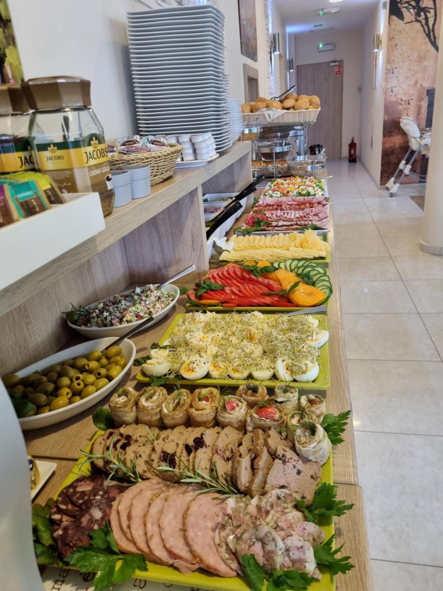 Azyl Bed & Breakfast Ustronie Morskie Bagian luar foto