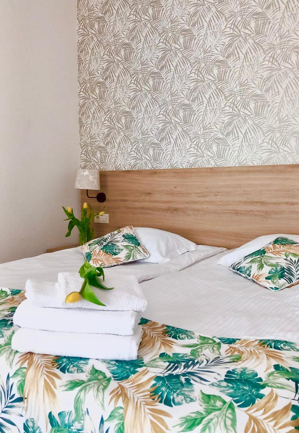 Azyl Bed & Breakfast Ustronie Morskie Bagian luar foto