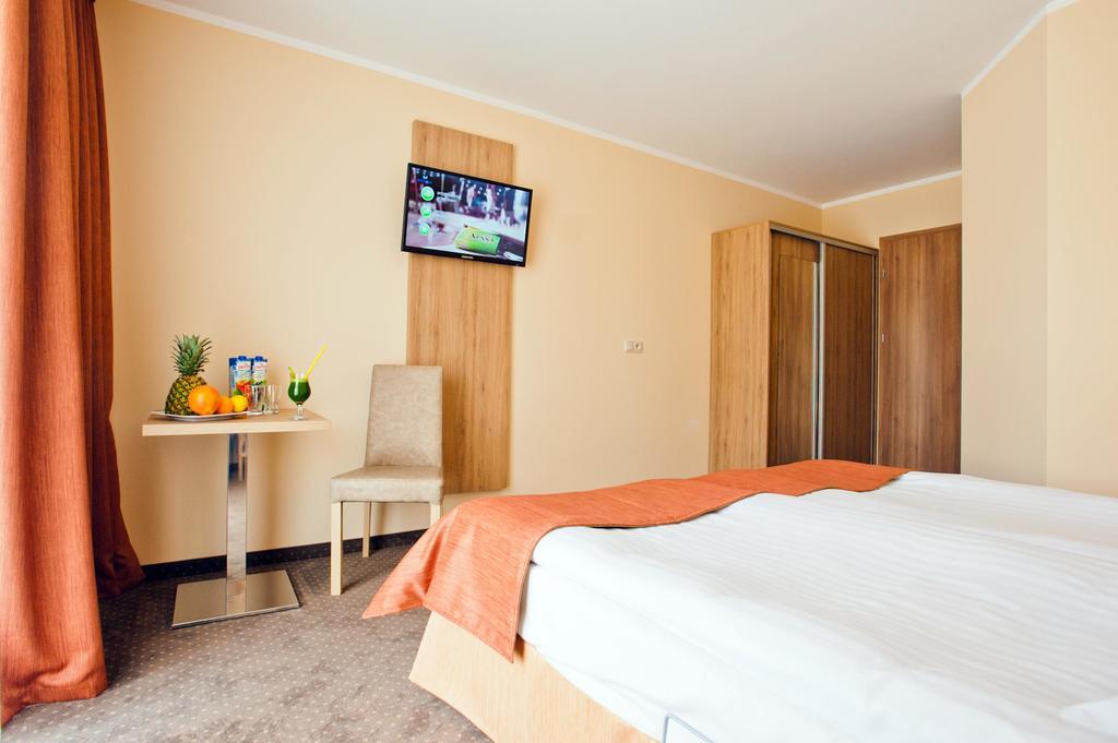 Azyl Bed & Breakfast Ustronie Morskie Ruang foto